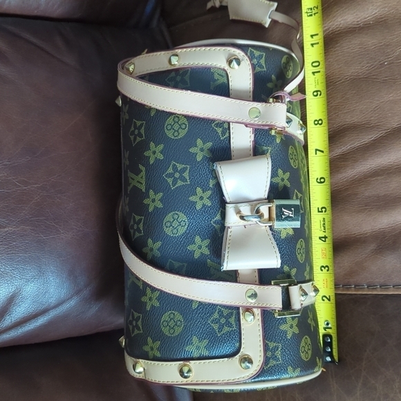 Shoulder Bag - Picture 12 of 13